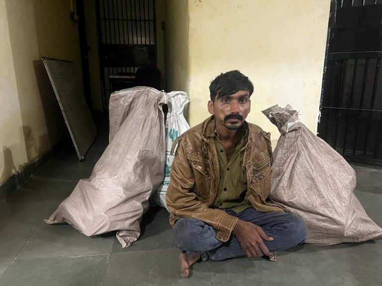 માળીયા: ભાવપર ગામની સીમમાંથી ઈંગ્લીશ દારૂના જથ્થા સાથે એક ઝડપાયો