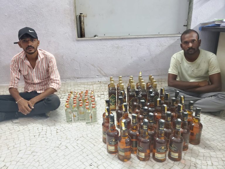 મોરબીના લાભનગર નજીકથી ઈંગ્લીશ દારૂના જથ્થા સાથે બે ઝડપાયાં